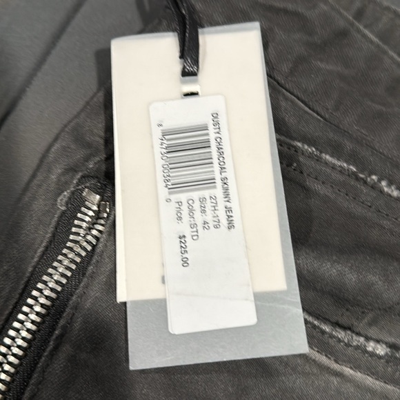 Meet your Posher, Robert - Picture 6 of 12